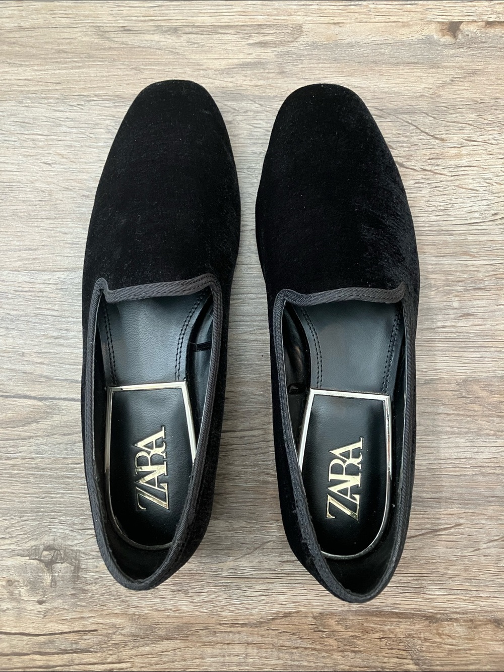 Women's ZARA Black Velvet Slip-On Loafers